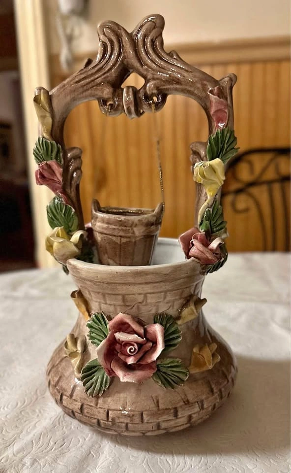 Vintage Capodimonte Porcelain Wishing Well Planter/Ornament