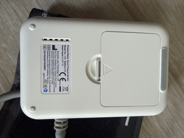 Blood pressure monitor - photo 2