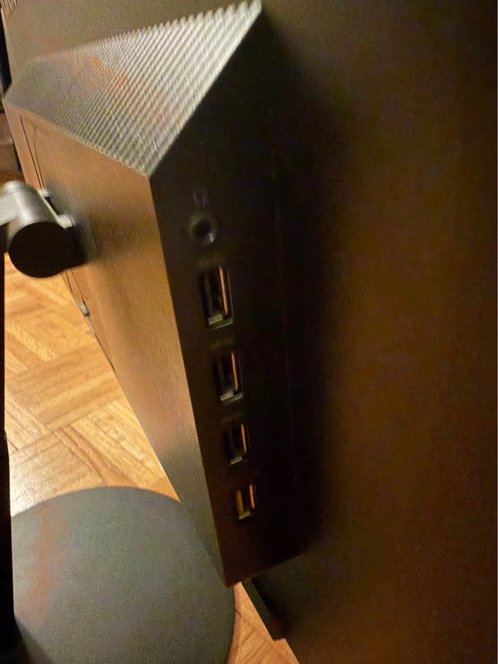 Lenovo ThinkVision T24i-10 24" VGA DP HDMI LCD Monitor - photo 4