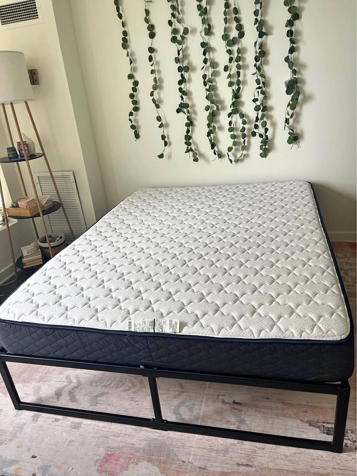 Queen size mattress + bedframe