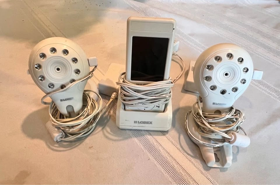 Lorex baby monitor - photo 2