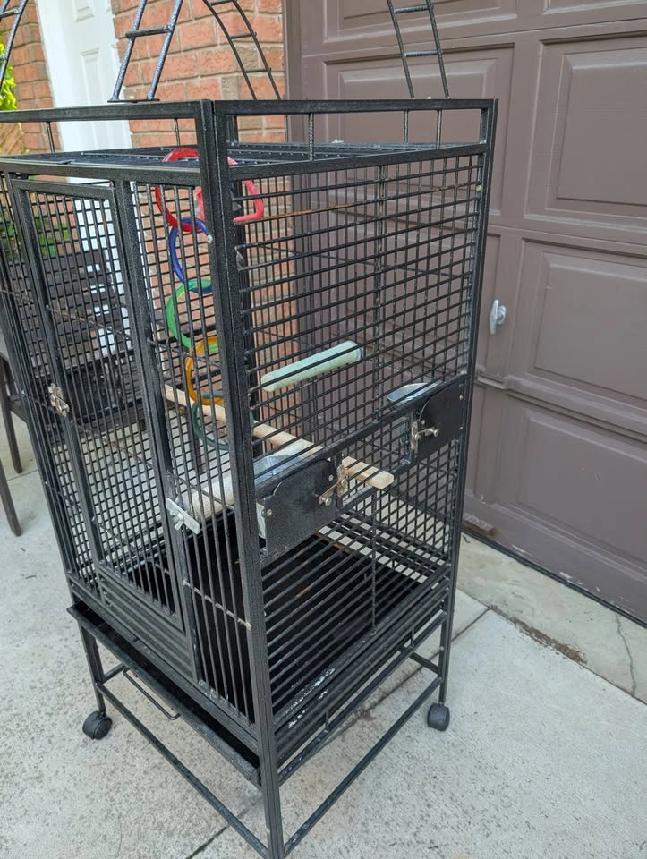 Bird Cage on wheels - photo 3