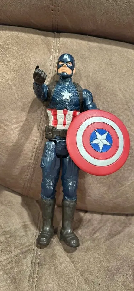 Marvel Titan Hero Series Captain America Action Figure