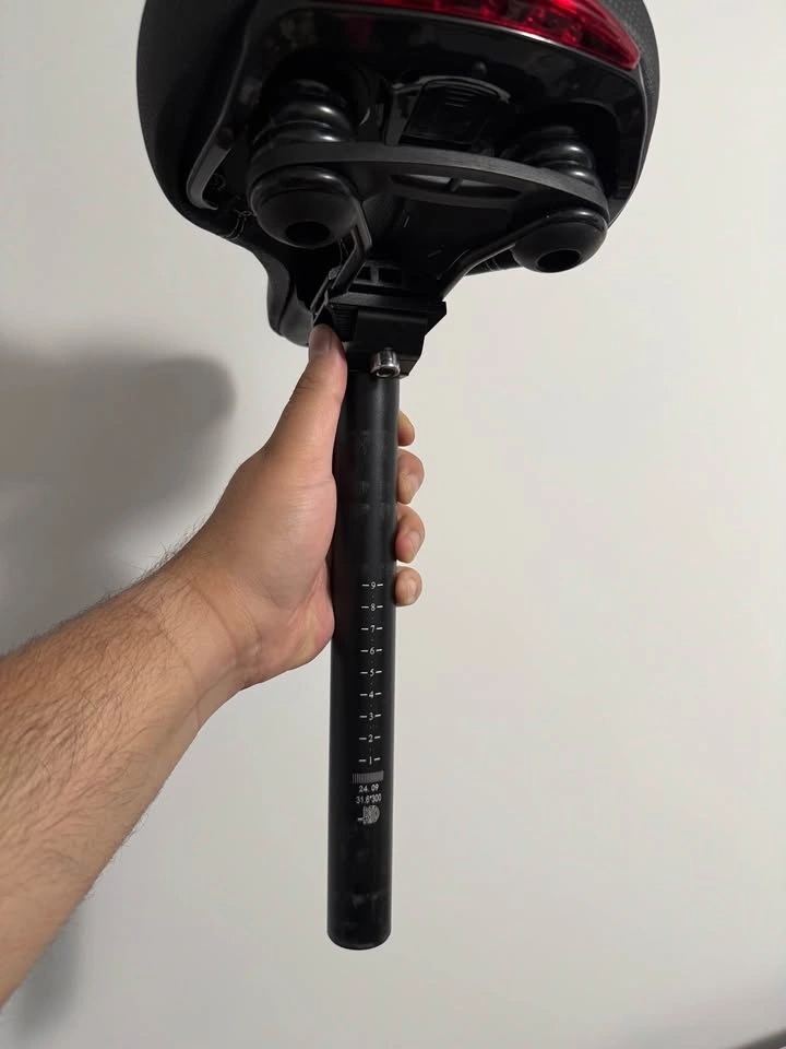 Combo deal DAWAY C99 Comfort Bike Saddle with Seat Post - photo 3