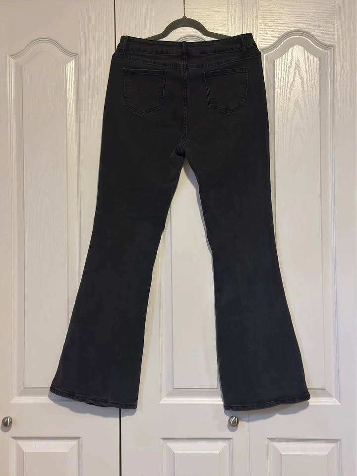 Flare jeans - photo 2