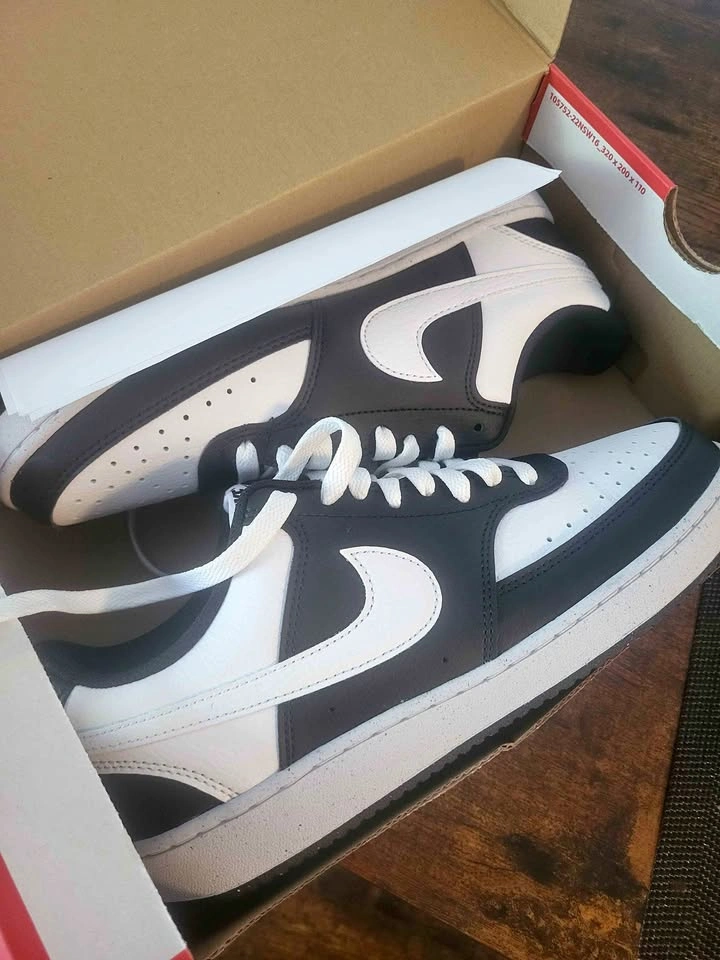 Nike Court Vision Low - W9.5