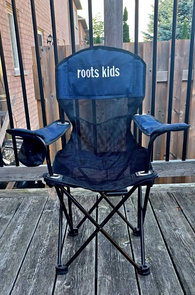 Roots Kids Folding Camping Chair Like New