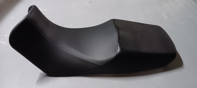 Original 2008 Suzuki V-Strom 650 seat