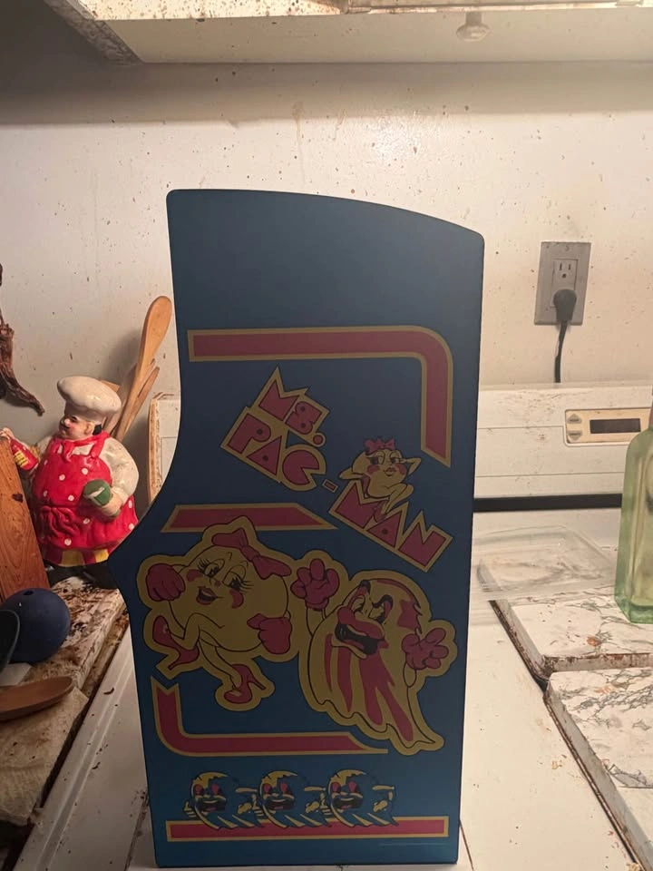 Numbskull ms pac man machine - photo 3