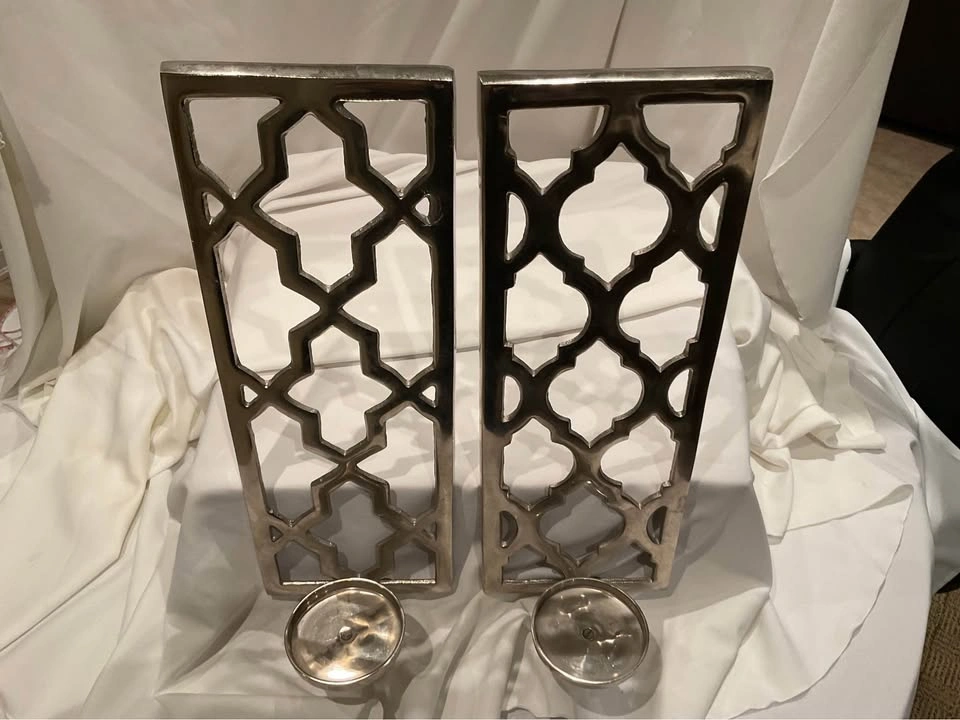 Pair of Silver Contemporary Wall Sconces - photo 2