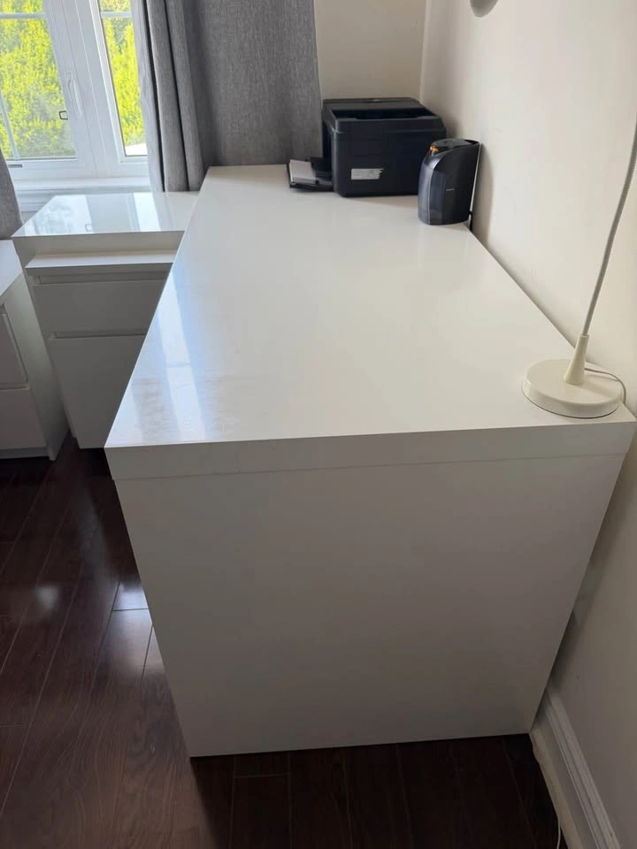 L-Shaped Desk with Drawer - photo 3