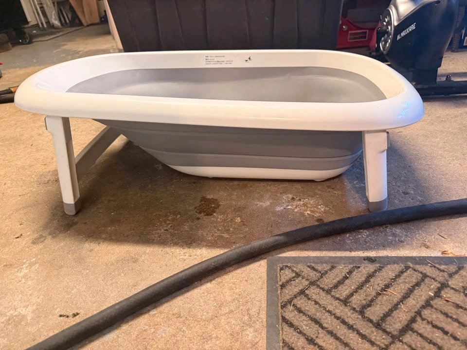 Oxo Tot - Splash & Store Bathtub - photo 2