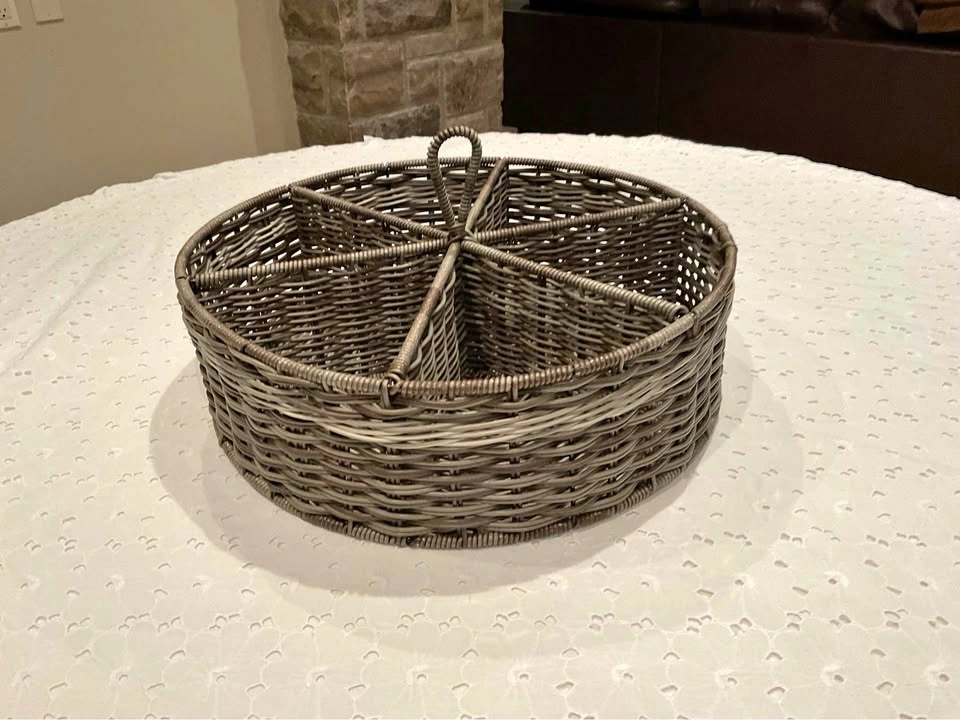 Antique Wash Wicker Basket Pottery Barn 6 Compartments