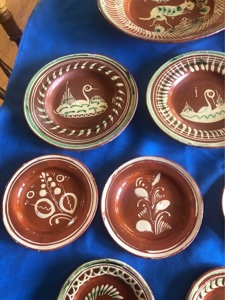 16 piece Tlaquepaque Pottery Dishes - photo 3
