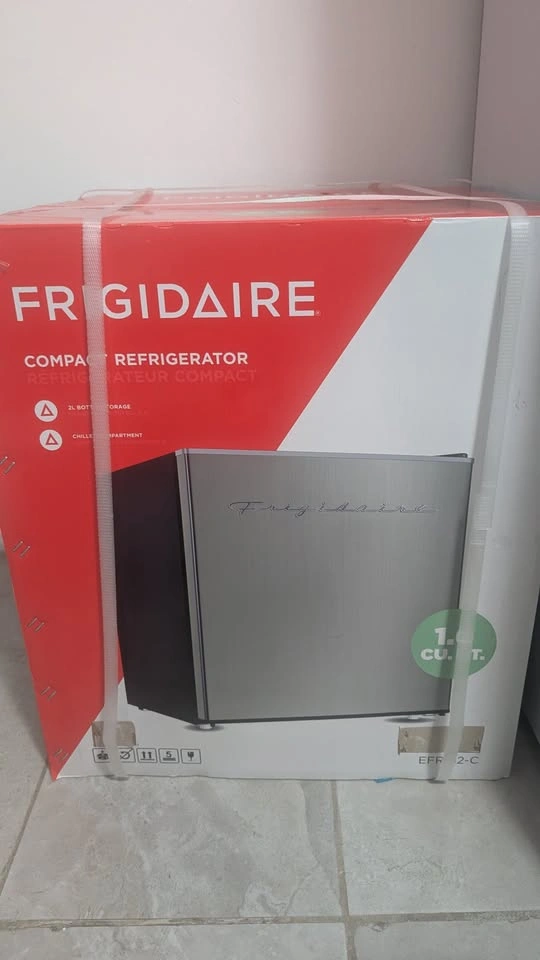 Frigidaire 1.6 Cu. Ft. Mini Refrigerator - photo 2