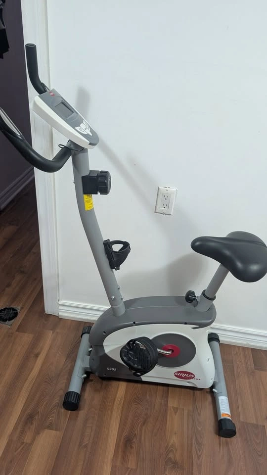 Sirius Fitness S205 Exercise Bike – Very Good Condition - photo 3