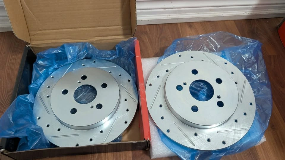 Set of Brake Rotors – Brand New - photo 4