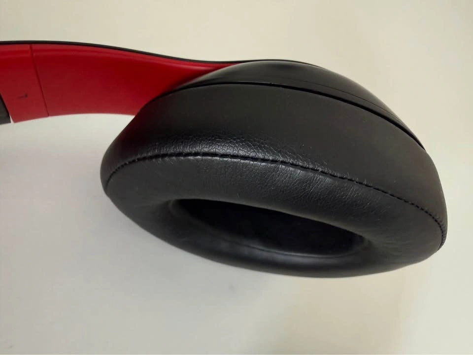 Beats Studio 3 Wireless Noise Cancelling Headphones - photo 3