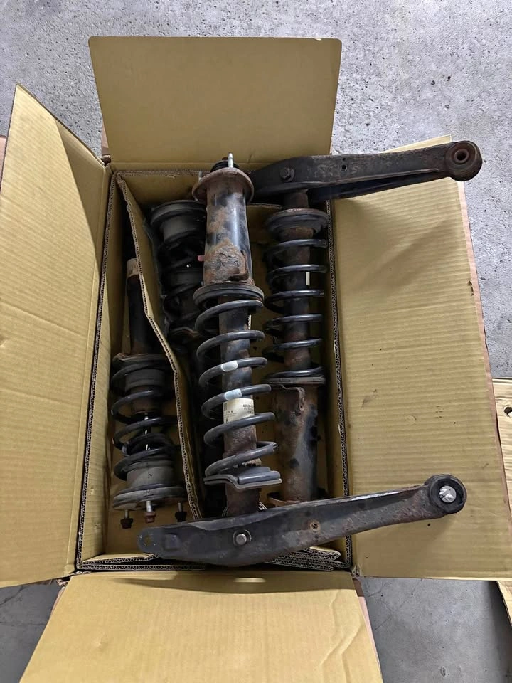 Used shocks/struts for 2006 Lexus IS350 RWD