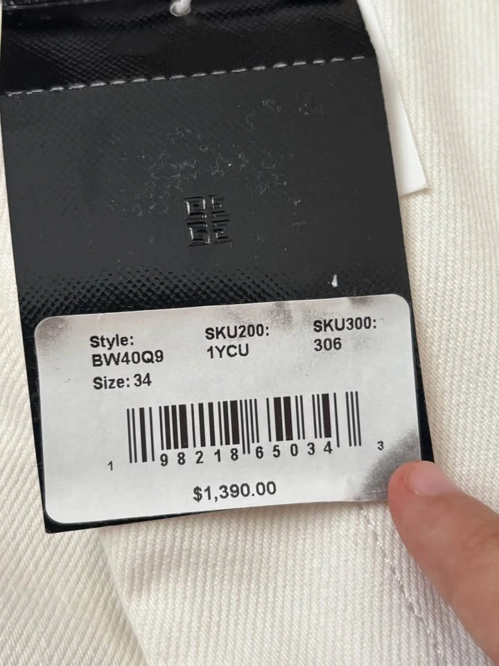 NWT Givenchy Shorts | Size 34, Retail $1390 - photo 5