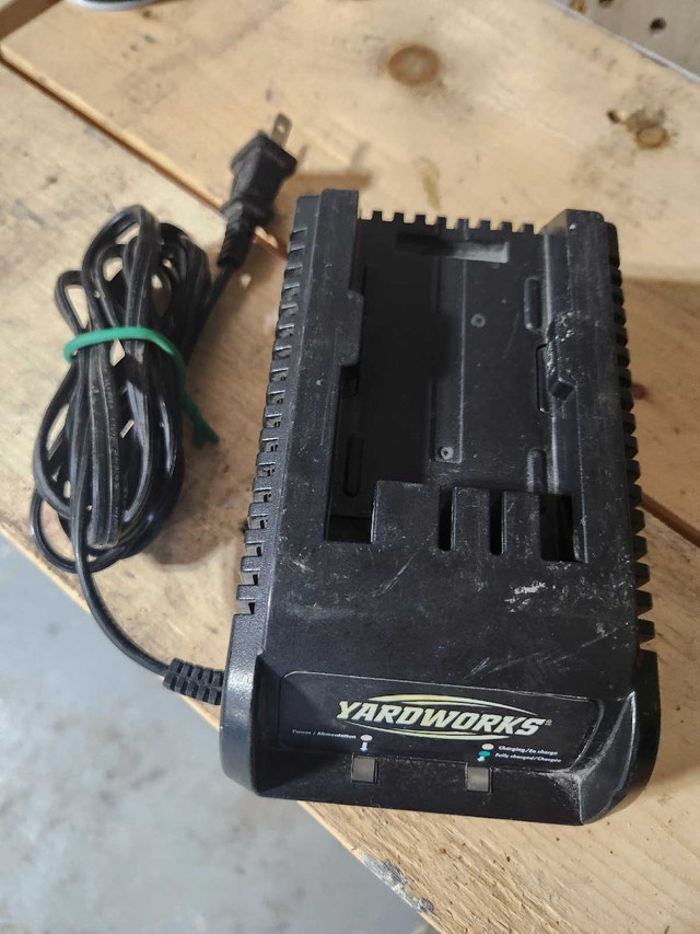 Battery Charger 18-24V - photo 2