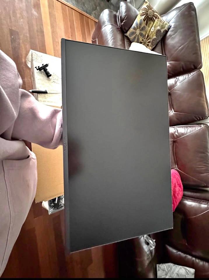 LG UltraGear 144Hz Monitor