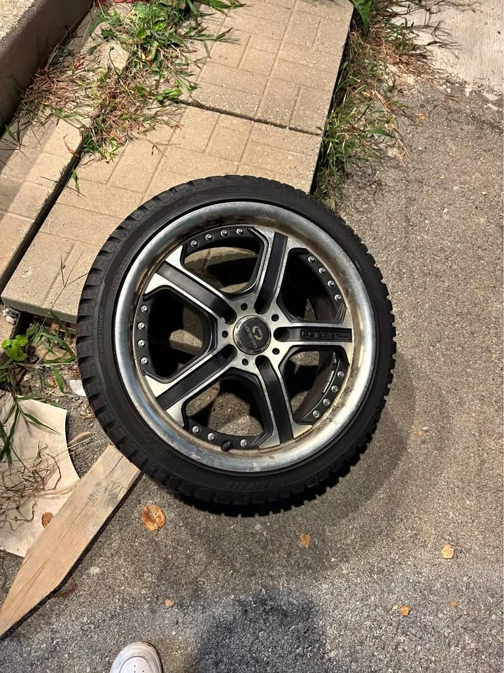 Lorenzo 18” Wheels with Winter tires