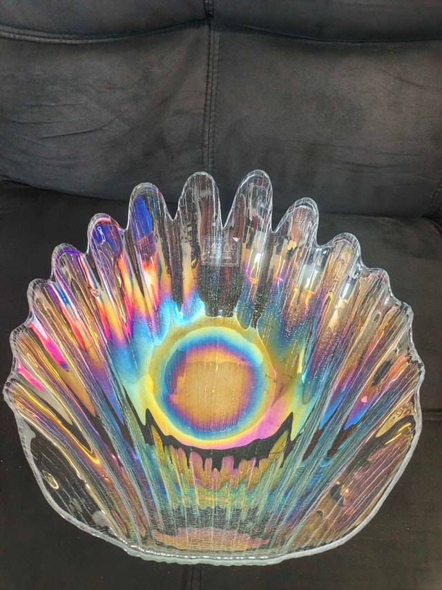 Mikasa Iridescent Shell Bowl - photo 3
