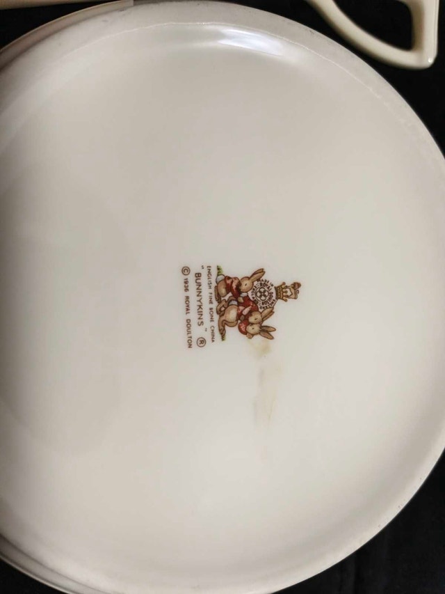 Royal Doulton Bunnykins Dinner Set - photo 3