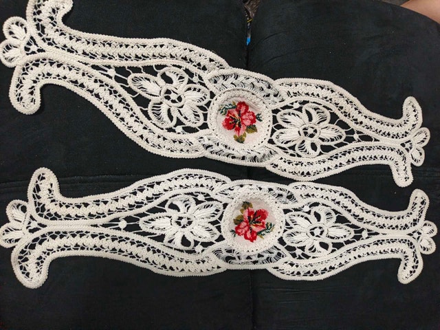 Vintage Embroidered Lace Doilies - photo 2