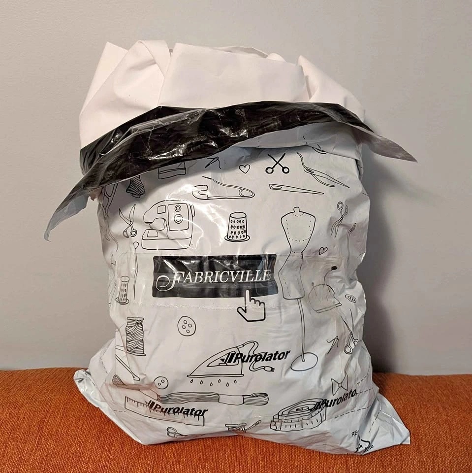 20m x 115cm of BRAND NEW White broad-cloth