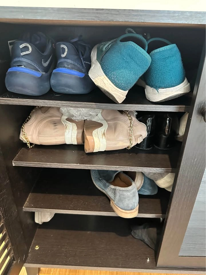 Black shoe storage / cabinet - photo 3