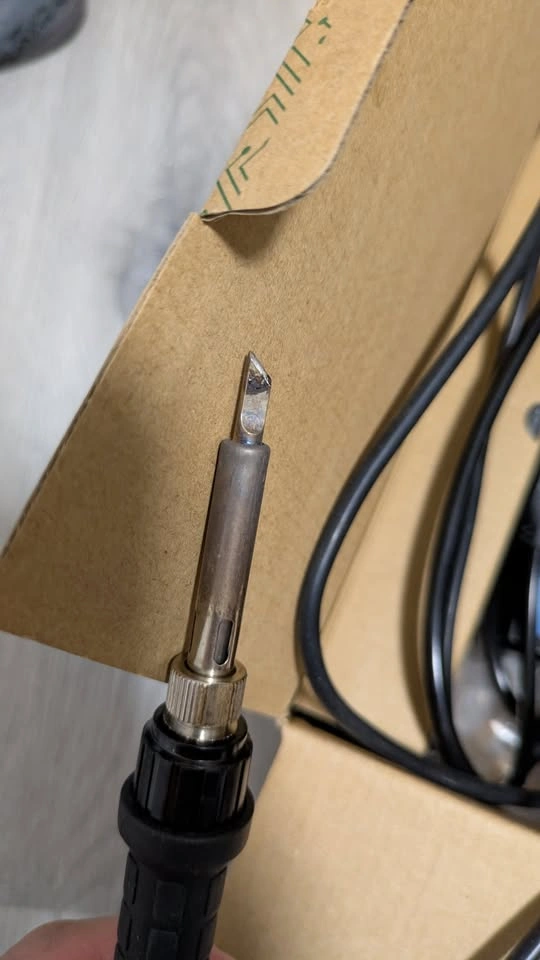 Soldering Iron Station Kit + Accessories - photo 4