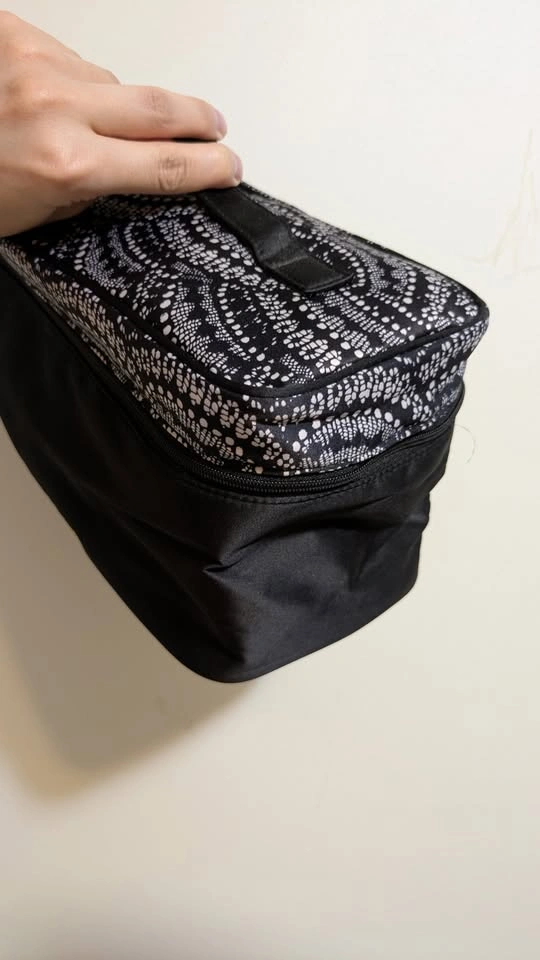 Victoria's Secret Lingerie Travel Case - photo 3