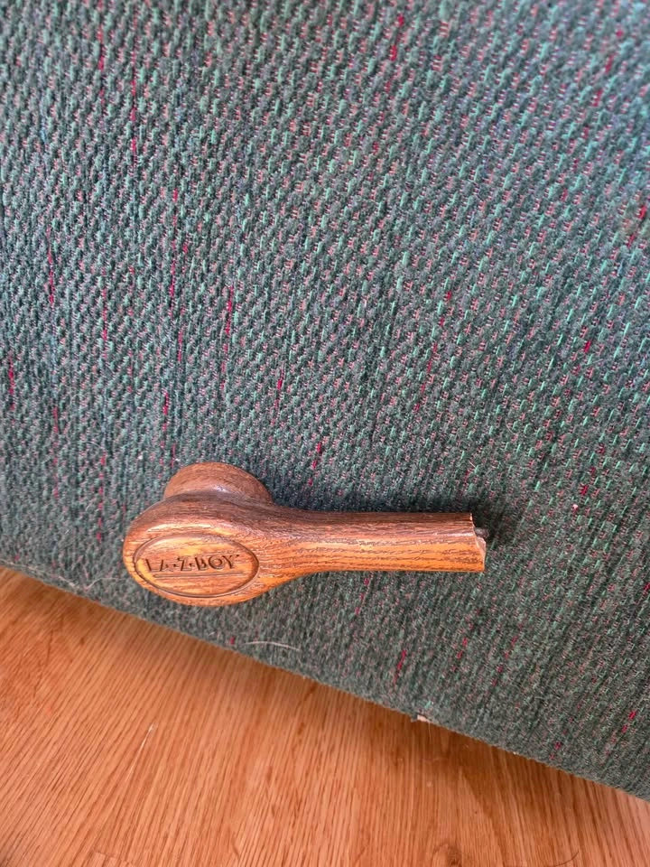 Vintage La-Z-Boy Reclining Couch + Chair - photo 5