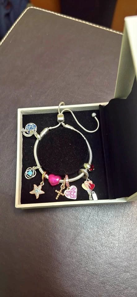 Pandora Bracelet - Adjustable length with charms