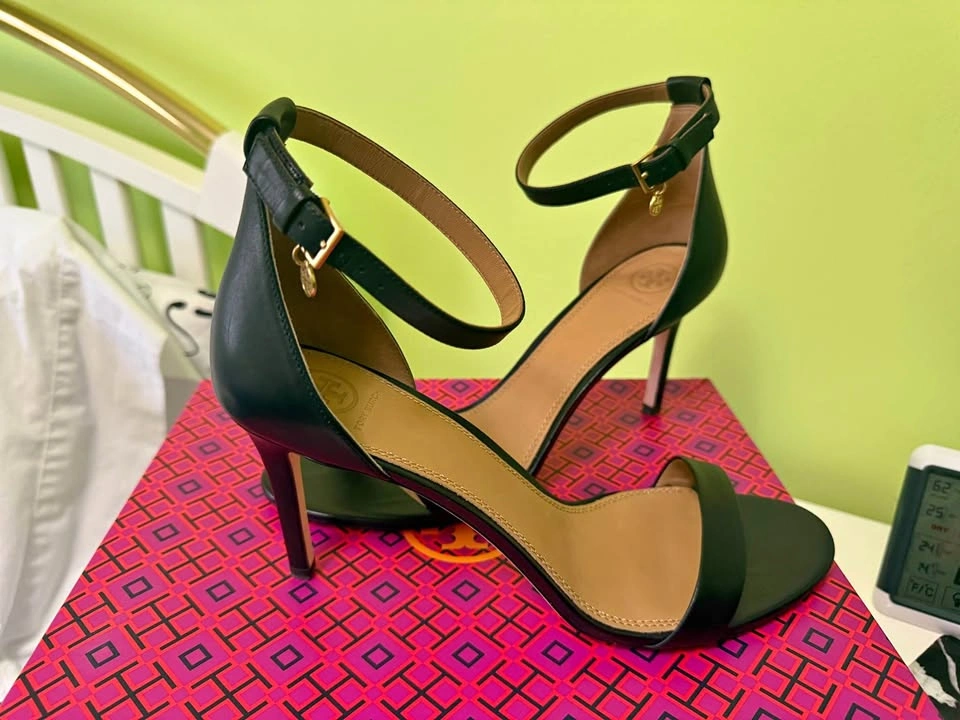 Tory Burch Strappy Sandals 3” - Size 11