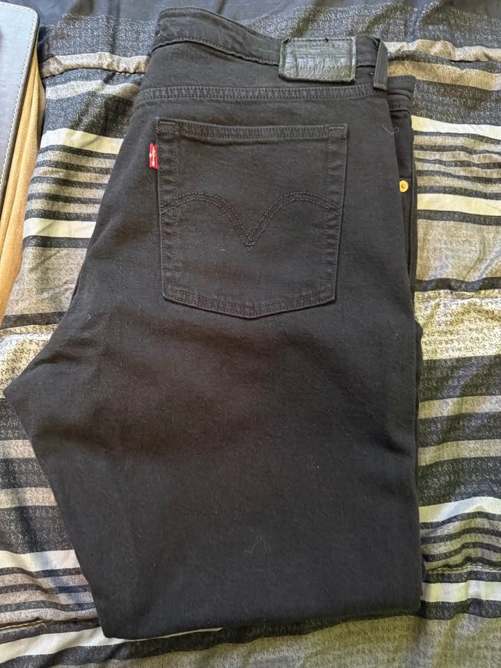 Levis Womens Wedgie Straight Jean high waist- 32 size - photo 2