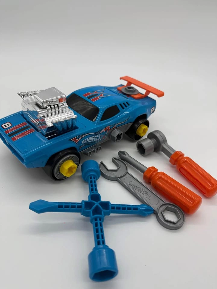 Hot wheels ready to race car builder