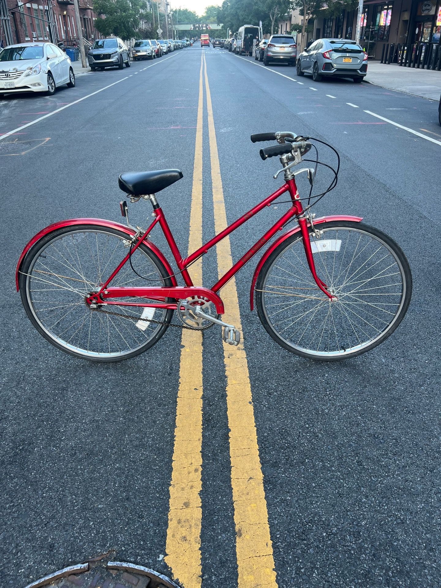 Free Spirit Bike | 3 Speed | Great Condition - photo 5