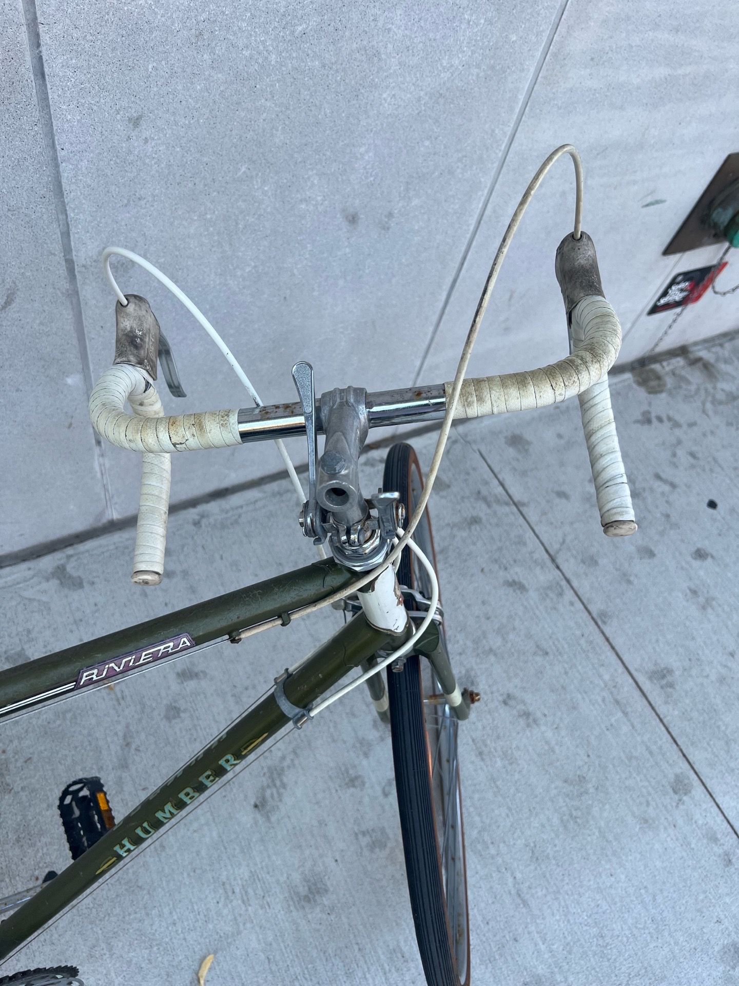 Humber Bike | 10 Speed | Good Condition - photo 4
