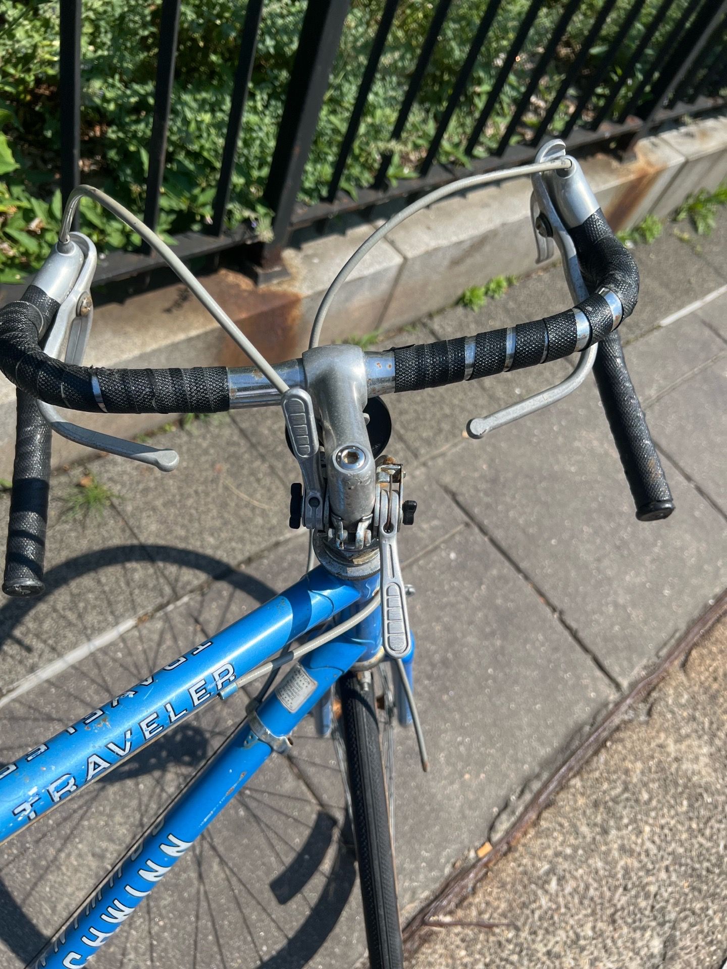 Schwinn Bike | 10 Speed | Good Condition - photo 4