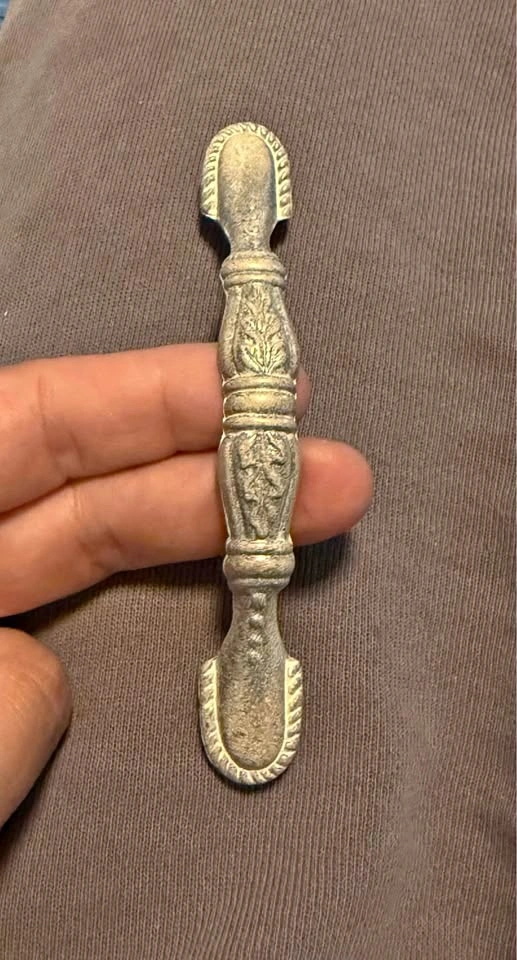 Vintage 1997 Keeler Brass Co. Drawer Pull 47416