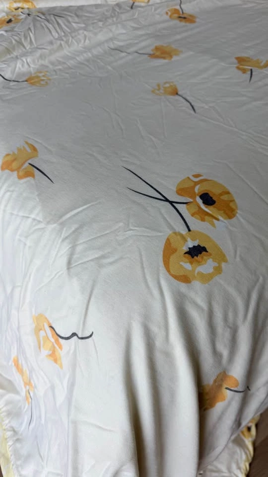 Reversible Yellow Queen Duvet Set for Sale - photo 2