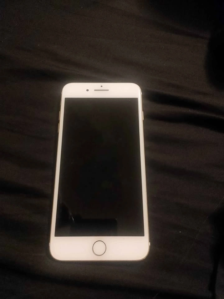Unlocked Apple iPhone 7+ rose gold 128 gb - photo 3