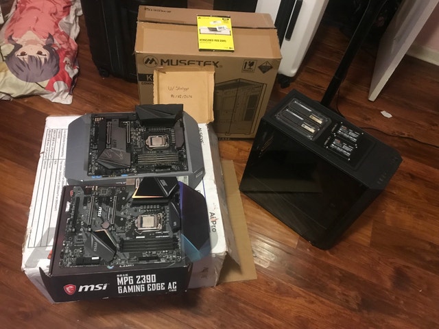 MSI MPG Z390 GAMING EDGE AC + i7-9700k CPU