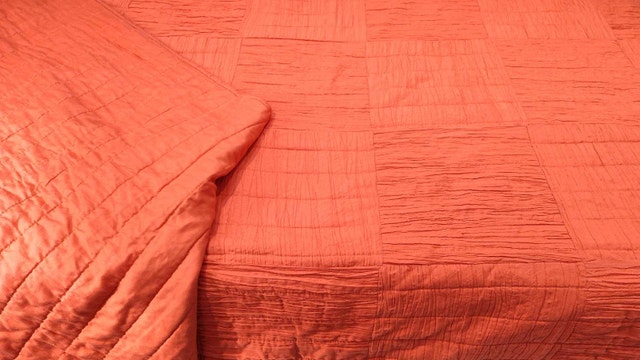 Sunburst orange quilted bedspread twin - photo 3