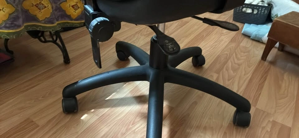 Desk/office chair - photo 5