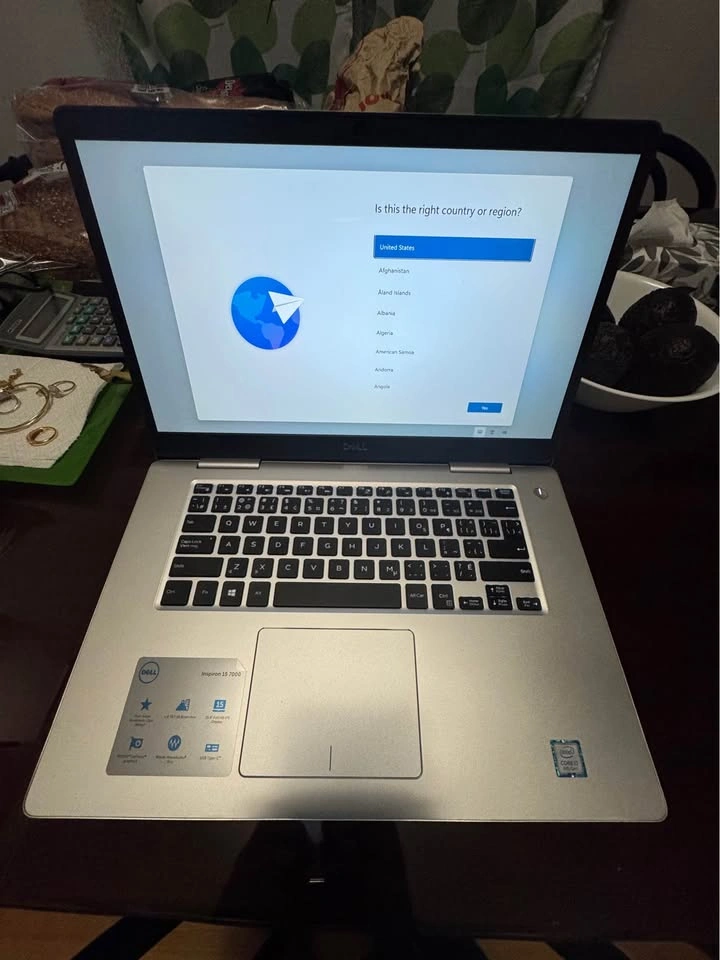 Dell Inspiron 15 7000 - photo 3
