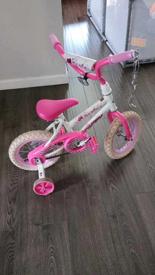 12-inch bike for girls aged 2 to 4 - photo 2